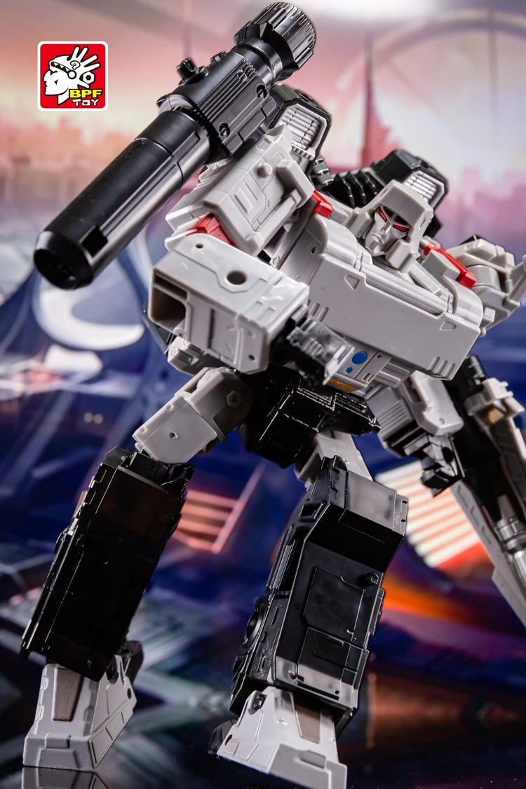 BAIWEI New 18CM Transformation Toys Movie 7 Robot Car Military Model SS56 Action Figures Classic Kids Gift TW-1028