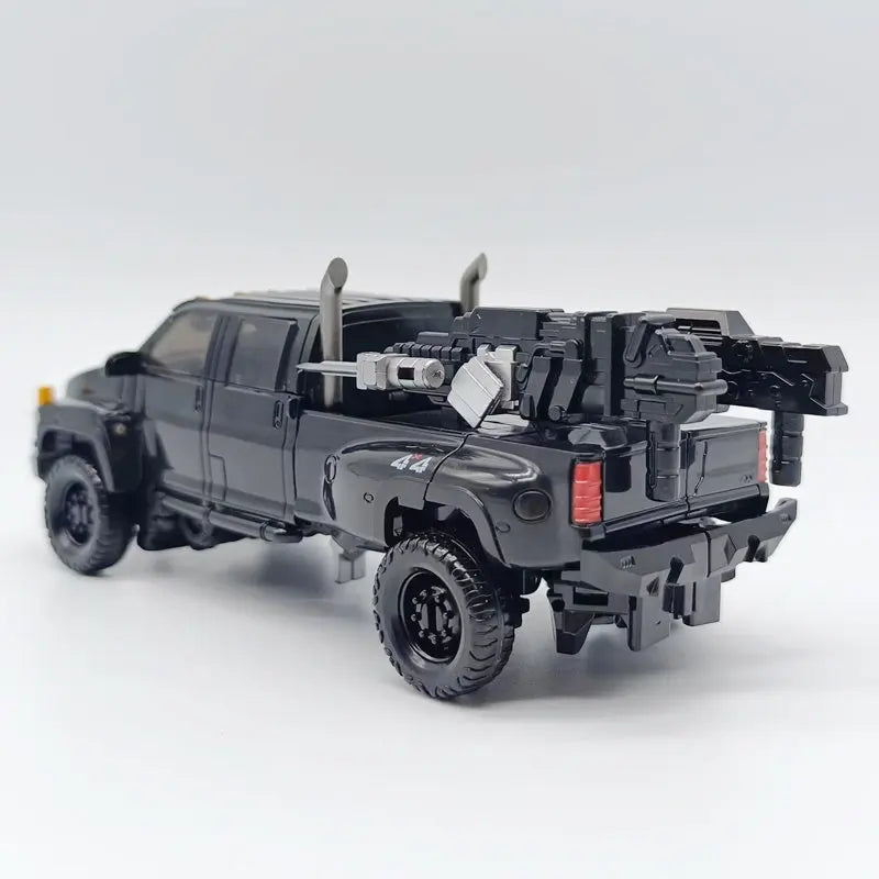 BAIWEI New 18CM Transformation Toys Movie 7 Robot Car Military Model SS56 Action Figures Classic Kids Gift TW-1028