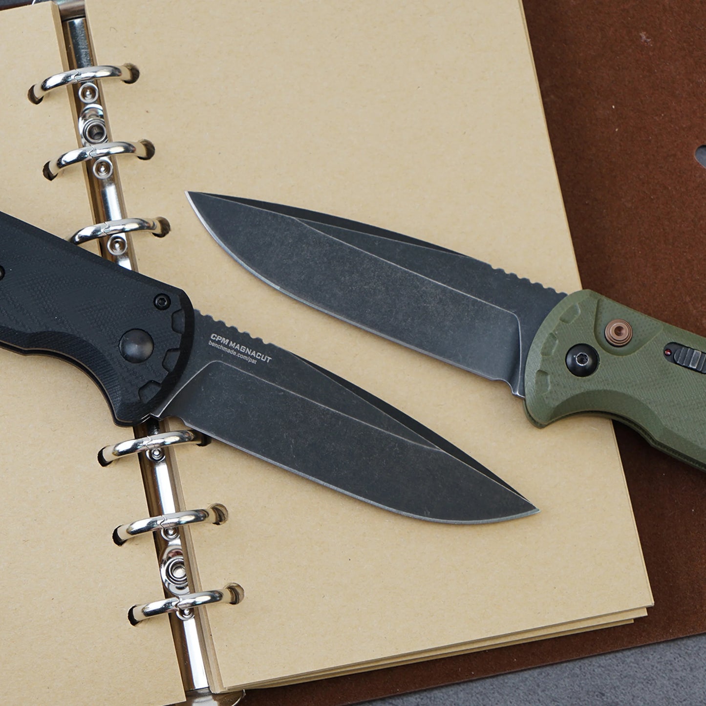 Outdoor Survival Folding Knife, EDC Knife, D2 Steel G10 Handle, BM Knife 4300 Knife Fan Collector, Suitable for Survival Hunting
